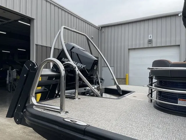 Slide: The Image of Bennington S Swingback 23 SSB 2026 - 49