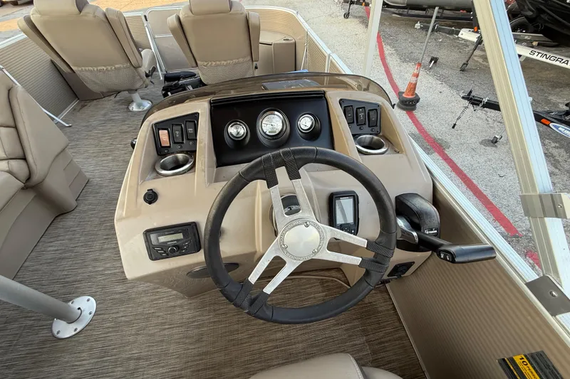 Slide: The Image of Interior of 2020 Bennington 21SF boat showing seating and capacity label. - 43