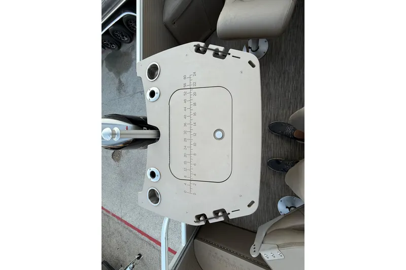 Slide: The Image of 2020 Bennington 21SF boat storage compartment with hand opening hatch. - 53