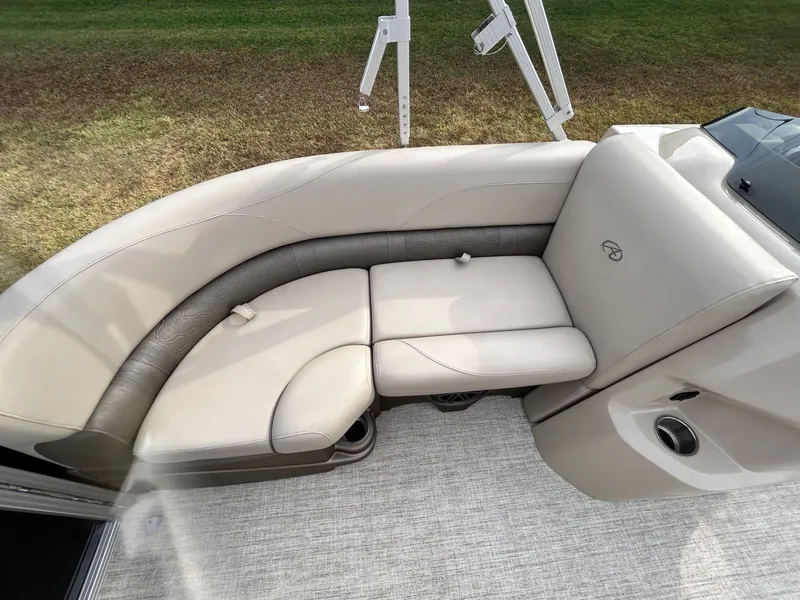 Slide: The Image of Avalon LSZ QL-24T 2021 - 17