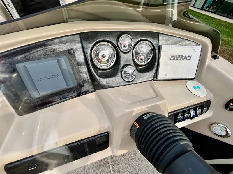 Slide: The Image of Avalon LSZ QL-24T 2021 - 23