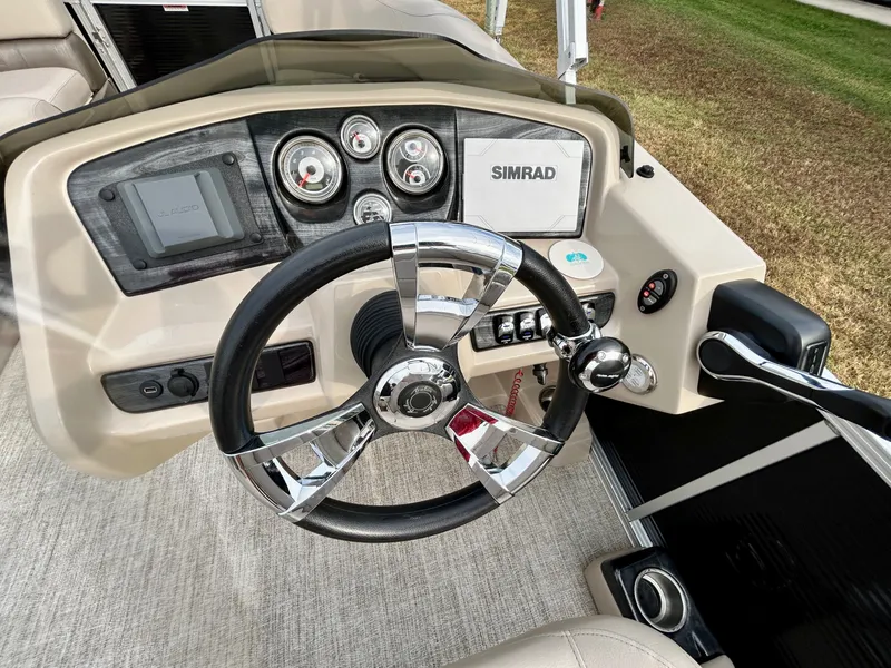 Slide: The Image of Avalon LSZ QL-24T 2021 - 26