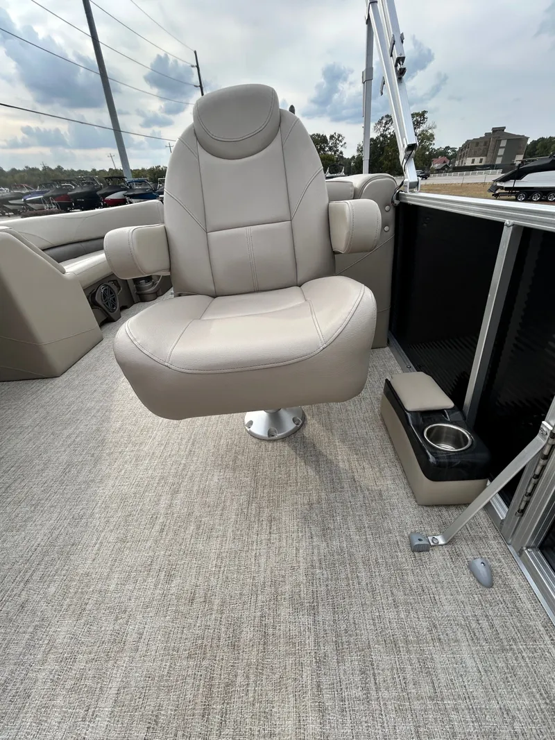 Slide: The Image of Avalon LSZ QL-24T 2021 - 30