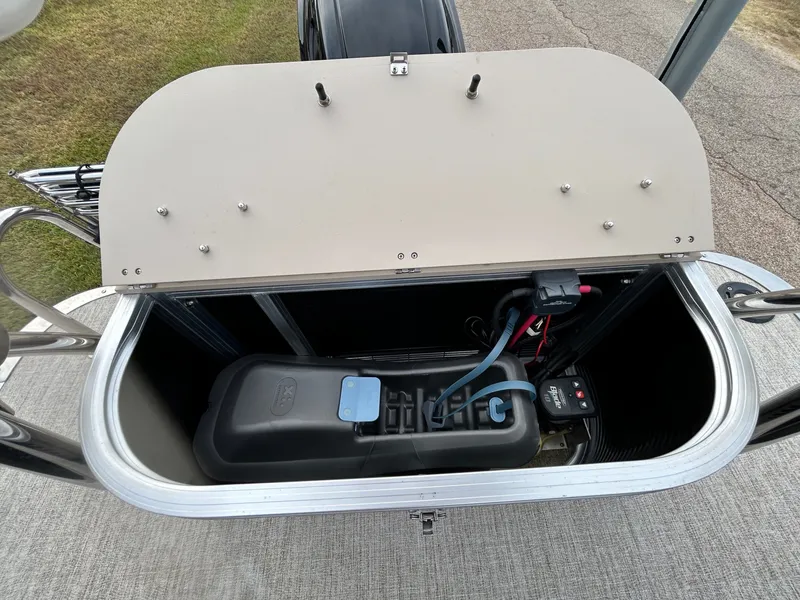 Slide: The Image of Avalon LSZ QL-24T 2021 - 50