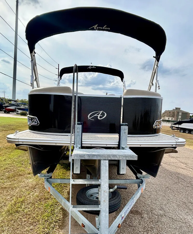 Slide: The Image of Avalon LSZ QL-24T 2021 - 8