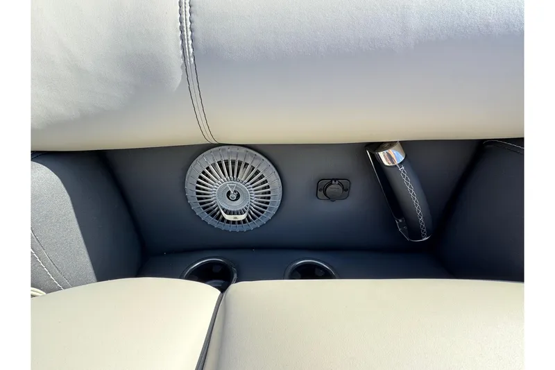 Slide: The Image of Barletta Lusso 23UC 2026 interior detail with speaker, handle, and cup holders. - 141