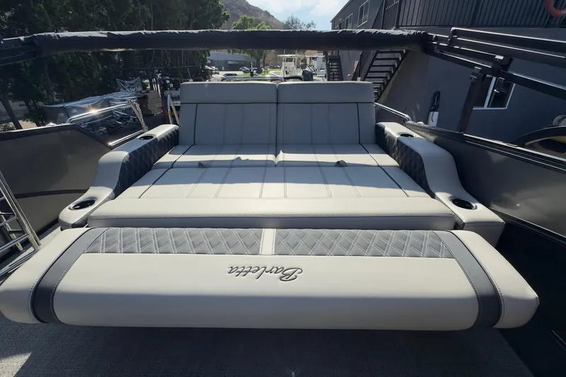 Slide: The Image of 2026 Barletta Lusso 23UC boat interior with luxurious seating and elegant design. - 169