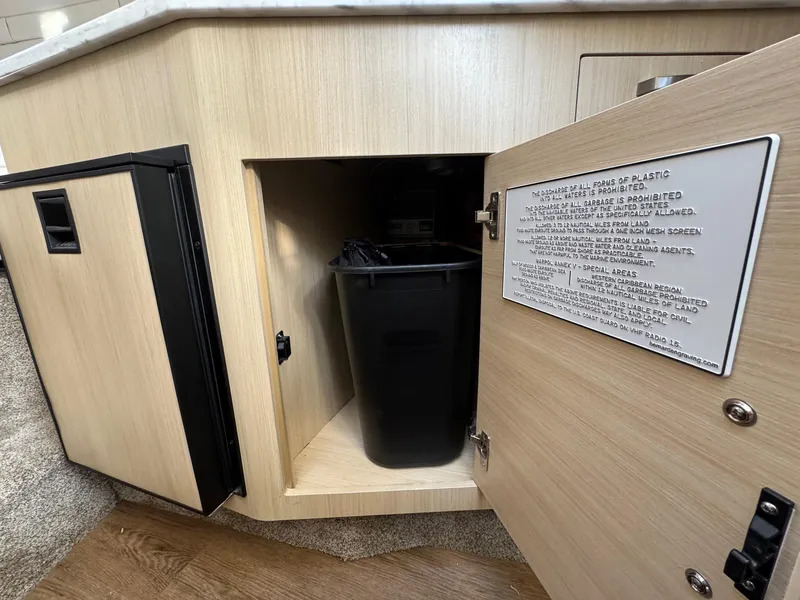 Slide: The Image of Regal 26 XO 2025 - 65