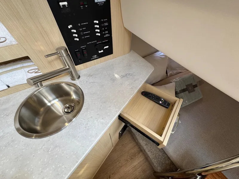 Slide: The Image of Regal 26 XO 2025 - 66