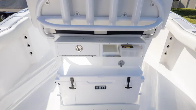 Slide: The Image of Tidewater 232 CC Adventure 2026 - 12