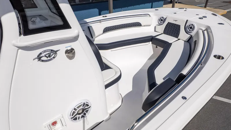 Slide: The Image of Tidewater 232 CC Adventure 2025 - 17