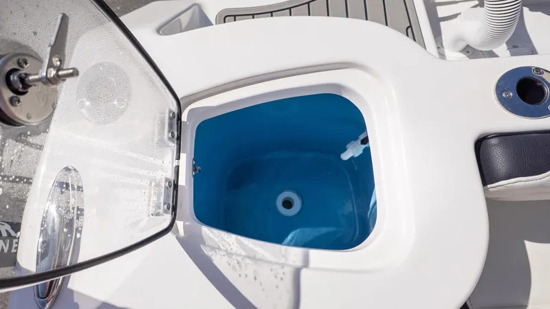 Slide: The Image of Tidewater 232 CC Adventure 2025 - 9