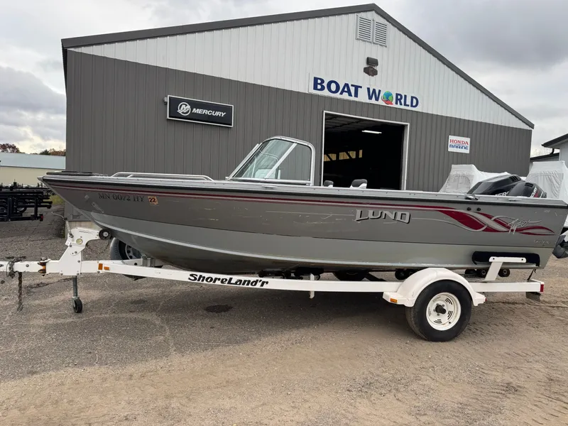 Slide: The Image of Lund 1850 Tyee Gran Sport 2000 - 32