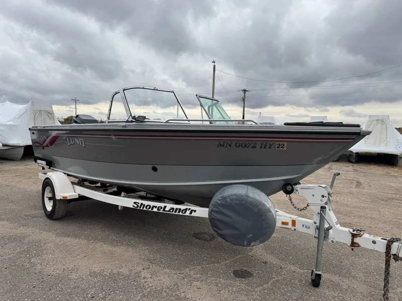 Slide: The Image of Lund 1850 Tyee Gran Sport 2000 - 4