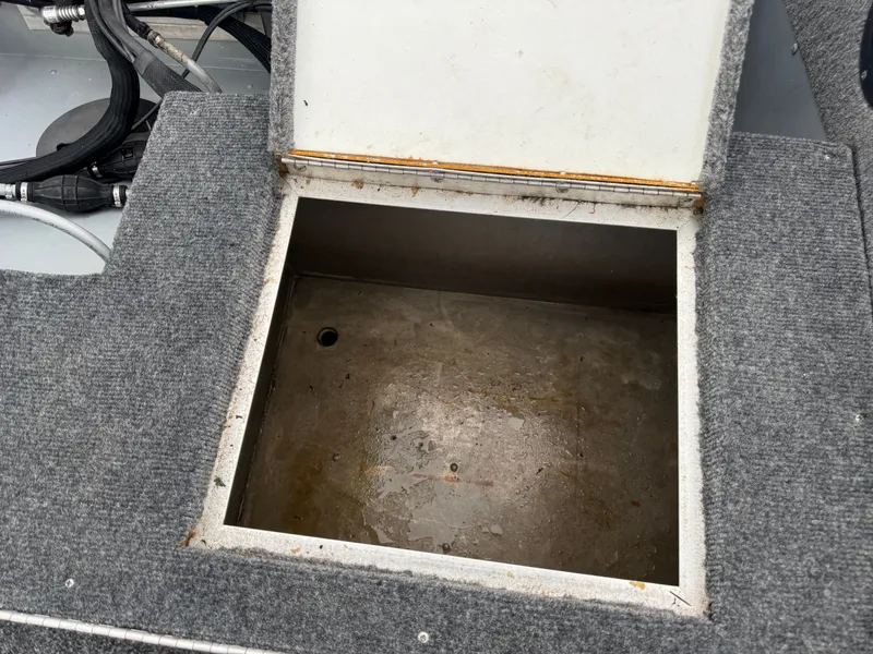 Slide: The Image of Lund 1850 Tyee Gran Sport 2000 - 45