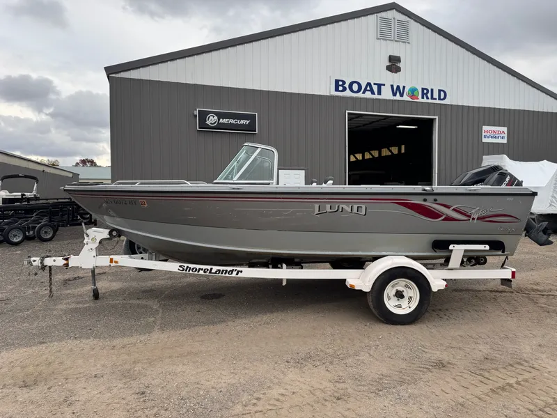 Slide: The Image of Lund 1850 Tyee Gran Sport 2000 - 53