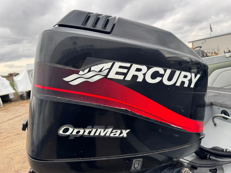 Slide: The Image of Lund 1850 Tyee Gran Sport 2000 - 55