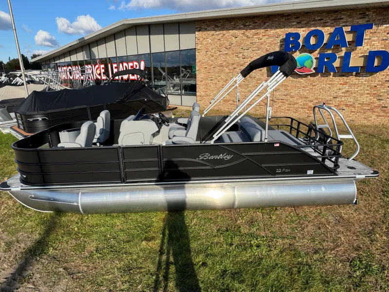 Slide: The Image of Bentley Pontoons Foward Fish 220 Swingback Pontoon & Honda 4-Stroke EFI 2026 - 3