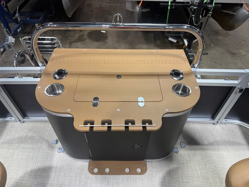 Slide: The Image of Tahoe Sport 2385 Rear Fish Tritoon & Honda 4-Stroke EFI 2026 - 21