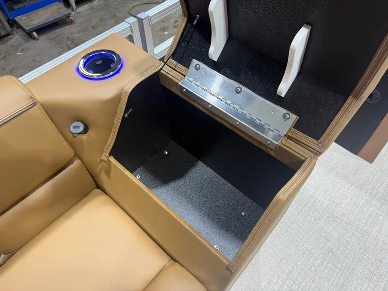 Slide: The Image of Tahoe Sport 2385 Rear Fish Tritoon & Honda 4-Stroke EFI 2026 - 29