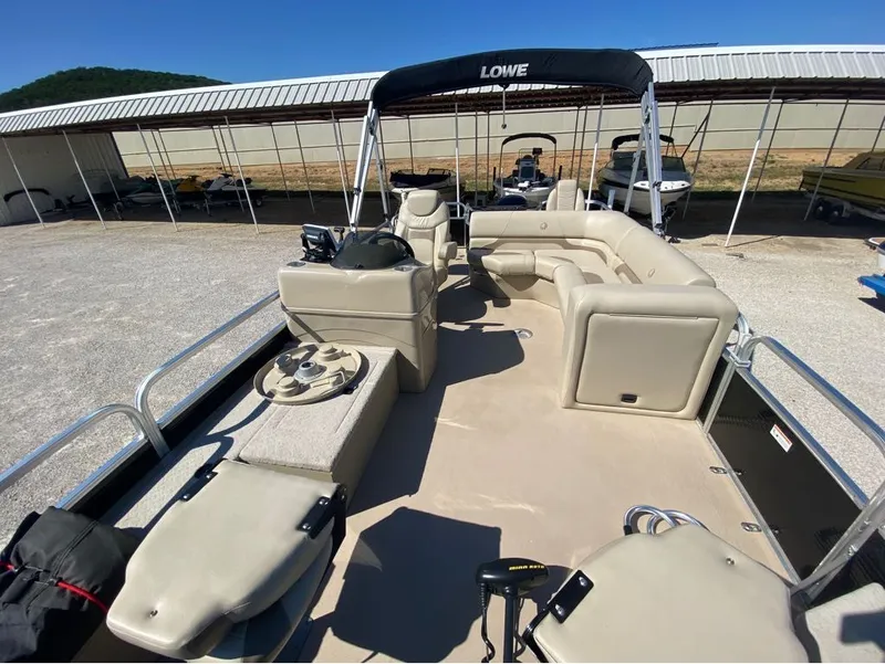 Slide: The Image of Lowe SF 214 Sport Fish 2015 - 7