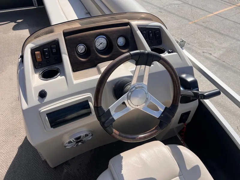 Slide: The Image of Bennington 22S 2015 - 10