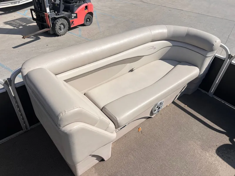 Slide: The Image of Bennington 22S 2015 - 3