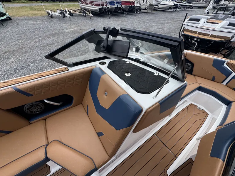 Slide: The Image of Nautique Super Air Nautique GS22 2023 - 13