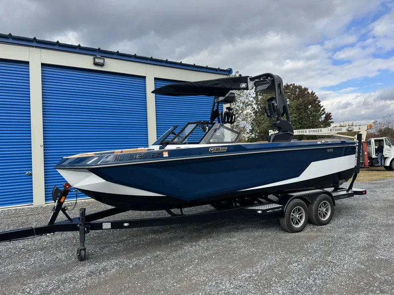 Slide: The Image of Nautique Super Air Nautique GS22 2023 - 18