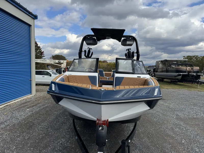 Slide: The Image of Nautique Super Air Nautique GS22 2023 - 26