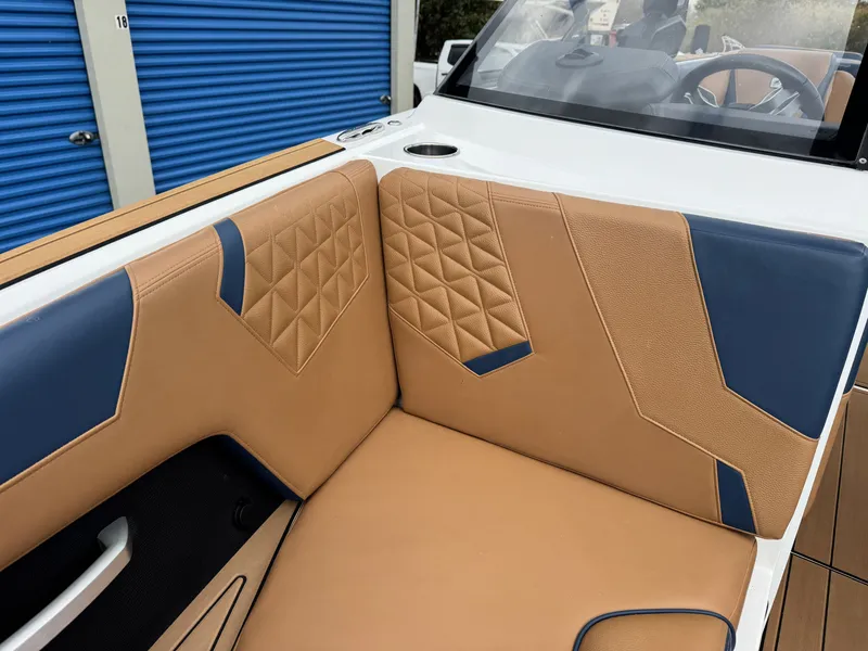 Slide: The Image of Nautique Super Air Nautique GS22 2023 - 41