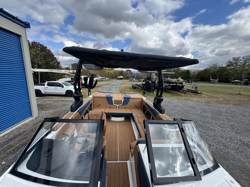 Slide: The Image of Nautique Super Air Nautique GS22 2023 - 44