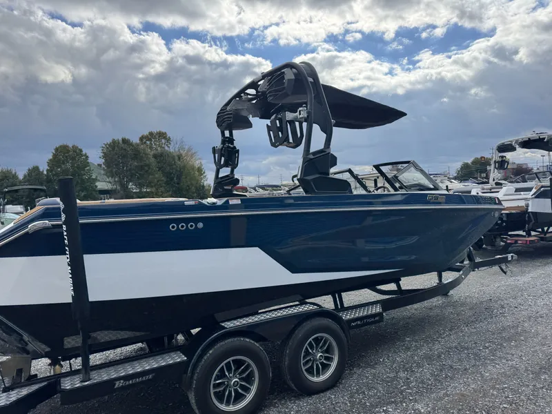 Slide: The Image of Nautique Super Air Nautique GS22 2023 - 47