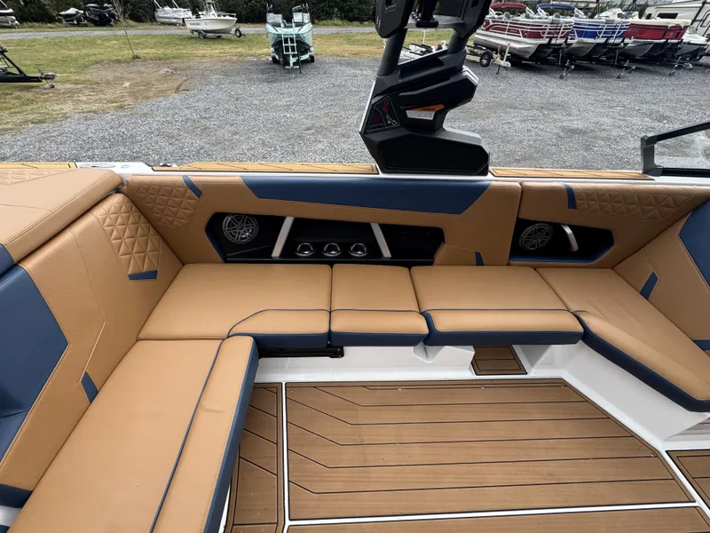 Slide: The Image of Nautique Super Air Nautique GS22 2023 - 7