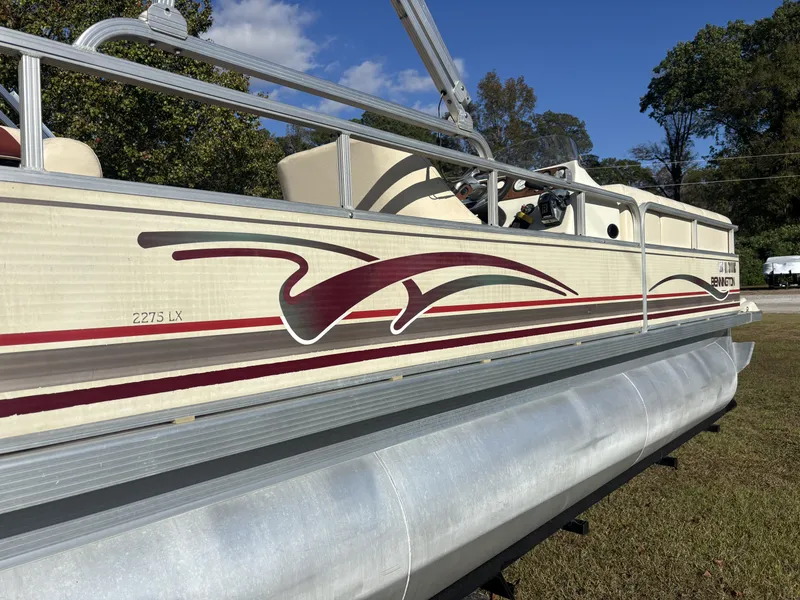 Slide: The Image of Bennington 2275LX 2000 - 10