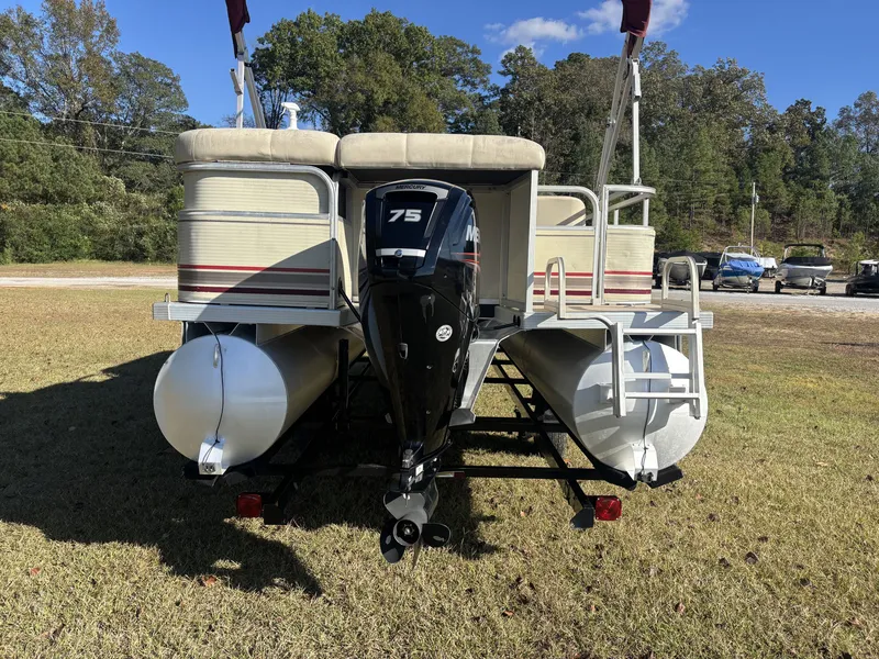 Slide: The Image of Bennington 2275LX 2000 - 4