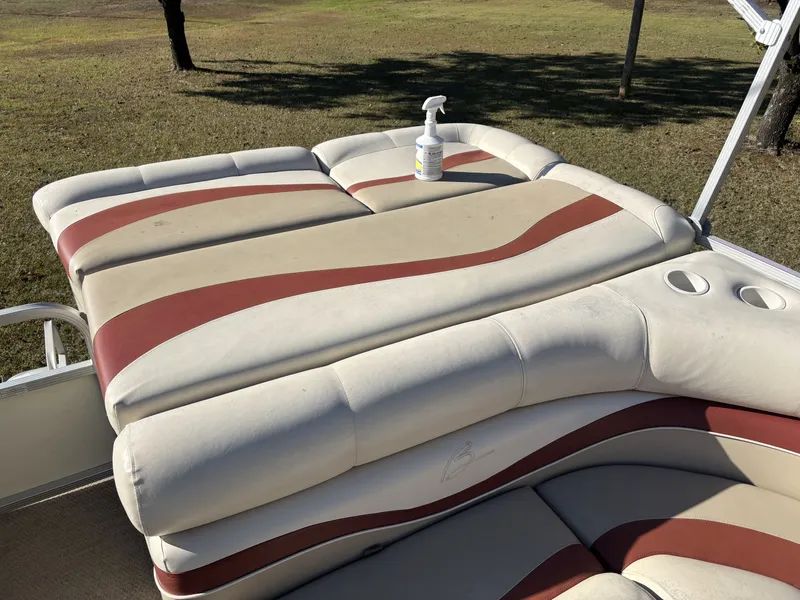 Slide: The Image of Bennington 2275LX 2000 - 7