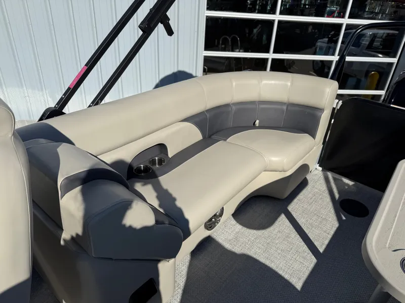 Slide: The Image of Premier 230 2023 - 14