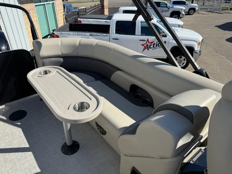 Slide: The Image of Premier 230 2023 - 15