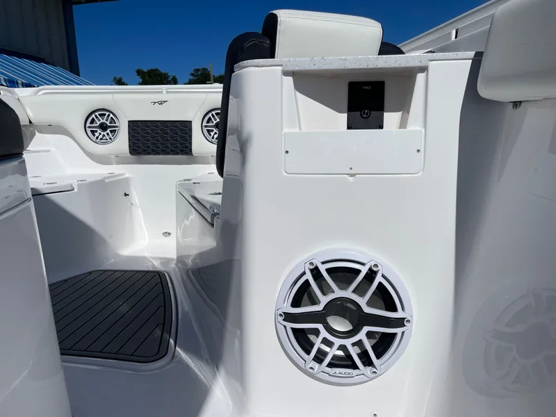 Slide: The Image of Tidewater 302 CC Adventure 2026 - 21