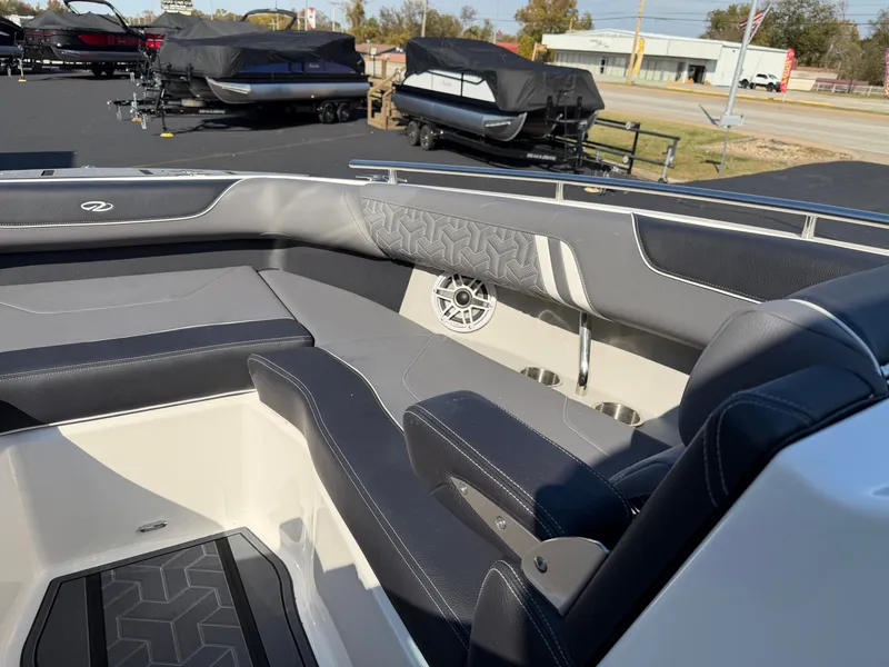 Slide: The Image of Regal LS9 2026 - 25