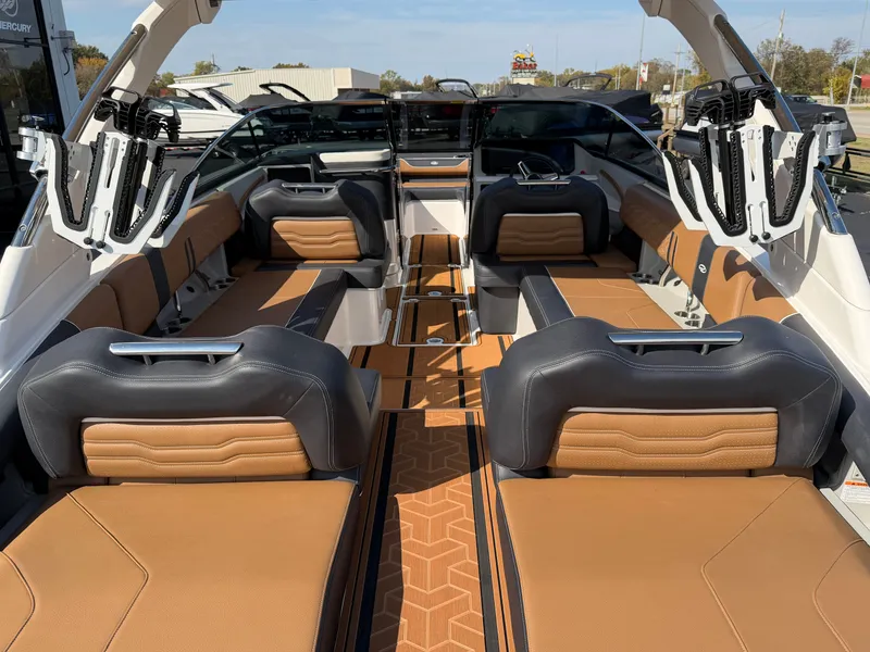 Slide: The Image of Regal LS9 Surf 2026 - 10