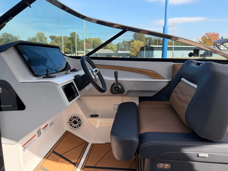 Slide: The Image of Regal LS9 Surf 2026 - 16