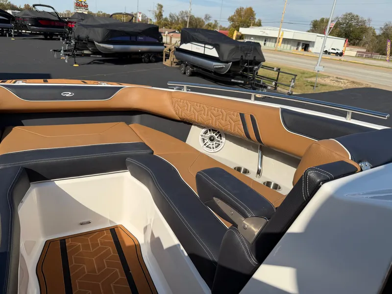 Slide: The Image of Regal LS9 Surf 2026 - 24