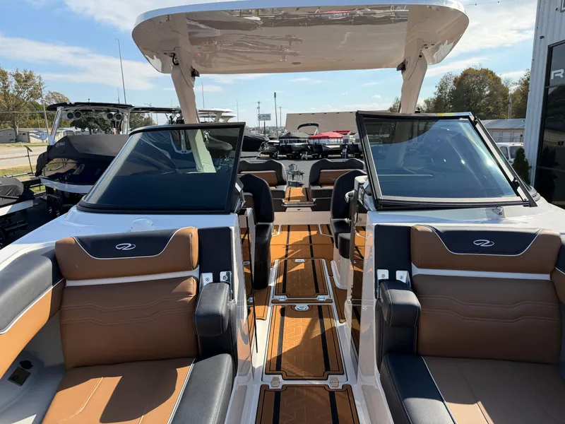 Slide: The Image of Regal LS9 Surf 2026 - 25