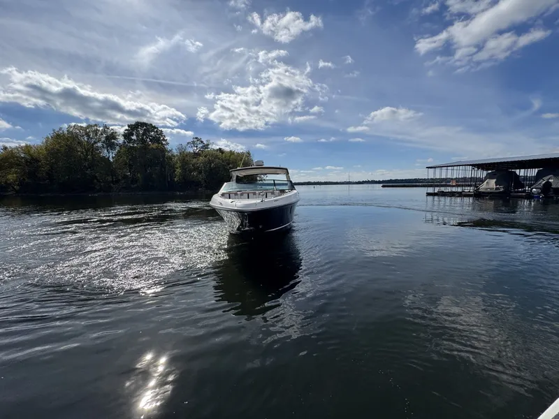 Slide: The Image of Sea Ray SLX 400 2018 - 9