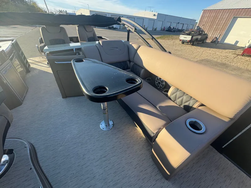 Slide: The Image of Bennington 25GBR ESP TRI 2018 - 10