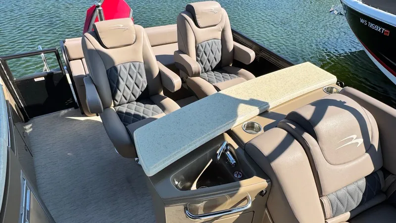 Slide: The Image of Bennington 25GBR ESP TRI 2018 - 14