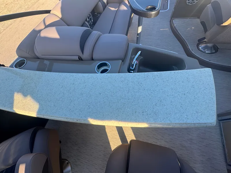 Slide: The Image of Bennington 25GBR ESP TRI 2018 - 20