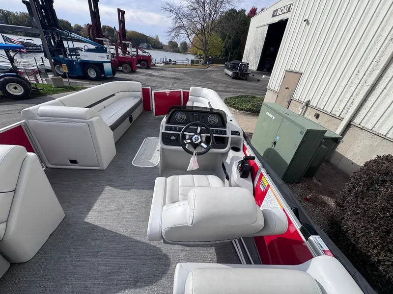 Slide: The Image of Sweetwater SW2286SB 2024 - 16